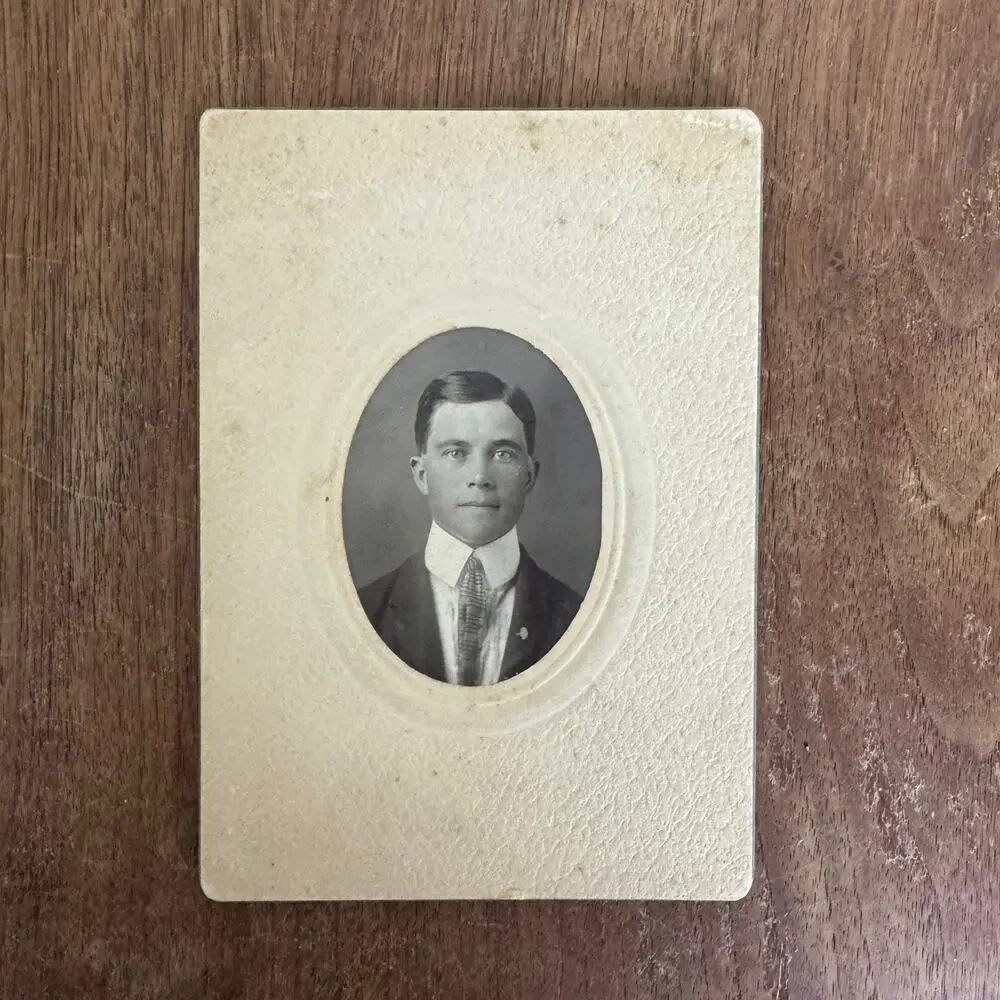 Antique Studio Portrait Cabinet Card Photograph Edd White‎ Cana Illinois